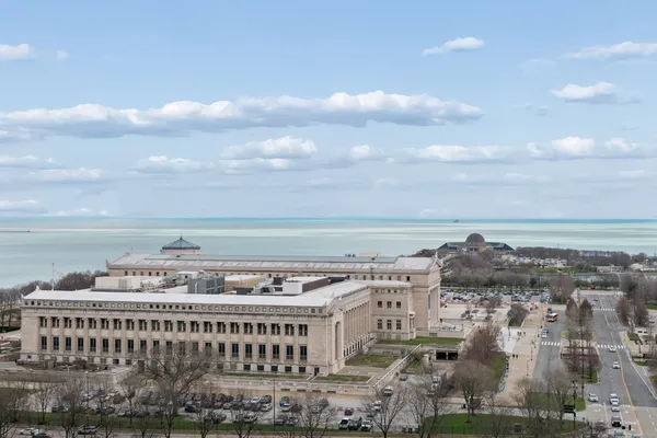 $515,000 | 1322 South Prairie Avenue, Unit 1804, Chicago, IL 60605