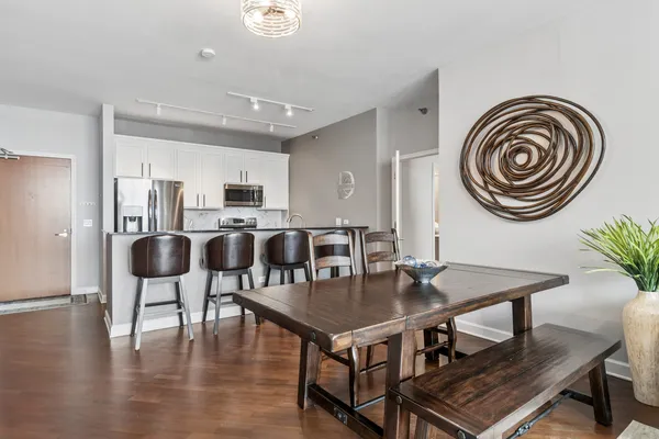 $515,000 | 1322 South Prairie Avenue, Unit 1804, Chicago, IL 60605