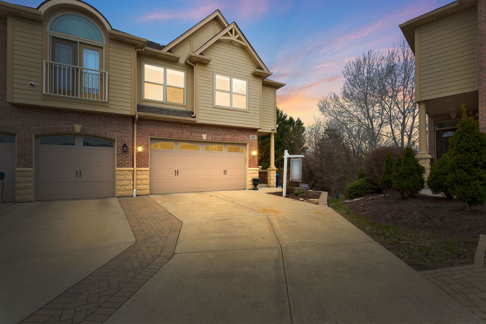 411 Provence Court Lisle, IL 60532 - Photo 2 of 35