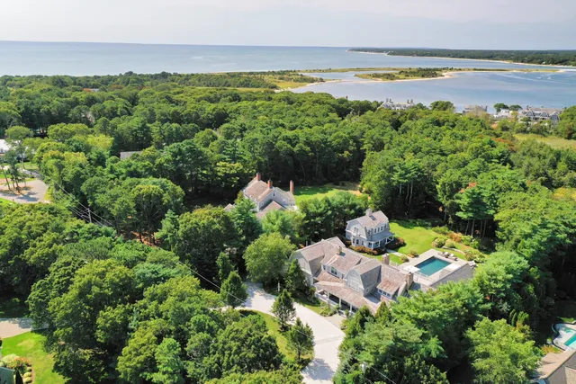 $7,750,000 | 440 Grand Island Drive, Osterville, MA 02655