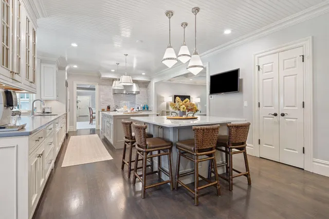 $7,750,000 | 440 Grand Island Drive, Osterville, MA 02655