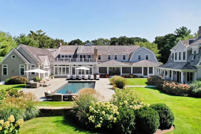 $7,750,000 | 440 Grand Island Drive, Osterville, MA 02655