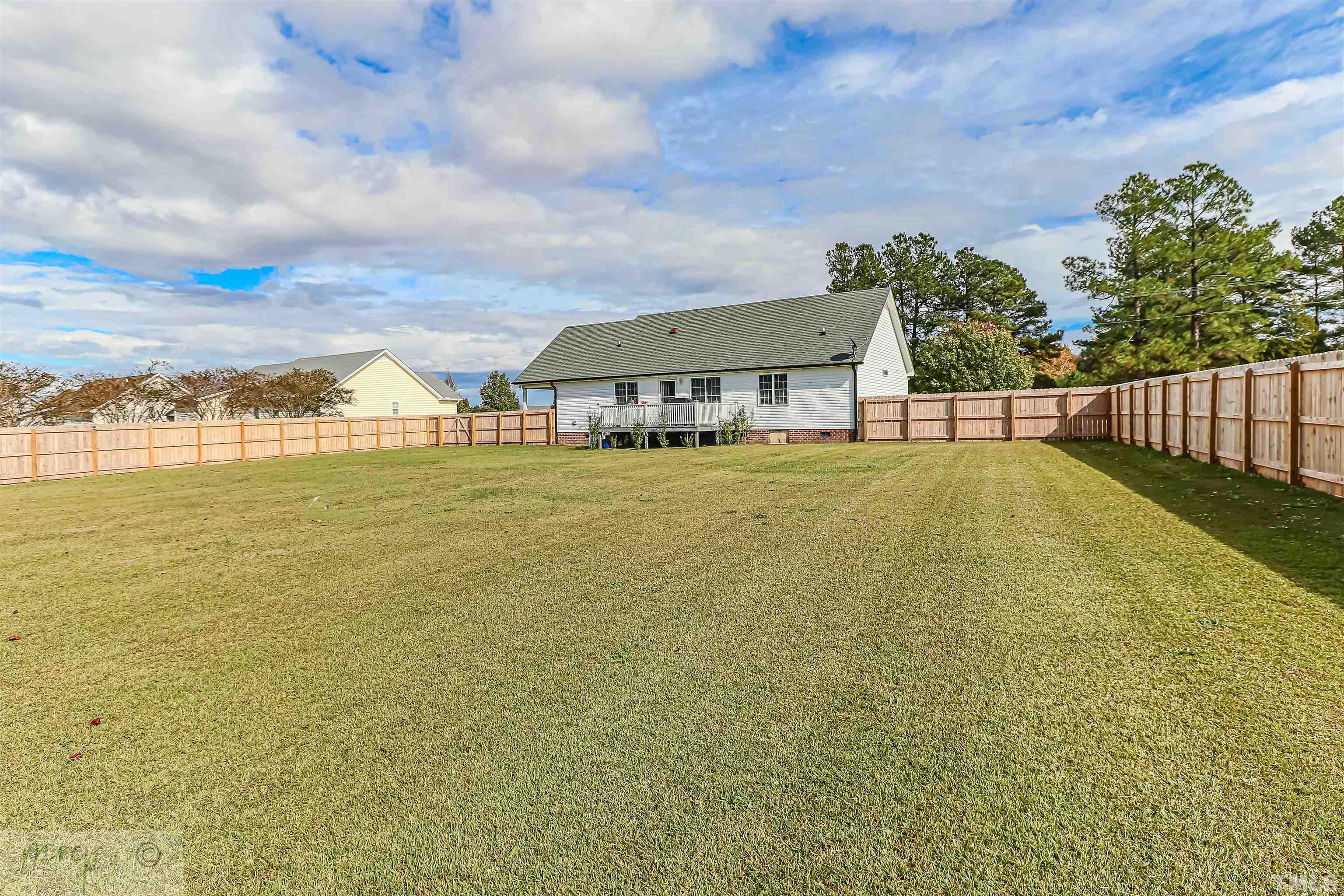 15838 Old Smithfield Road Sims, NC 27880 - Photo 27 of 27 a view of an ocean with a houses