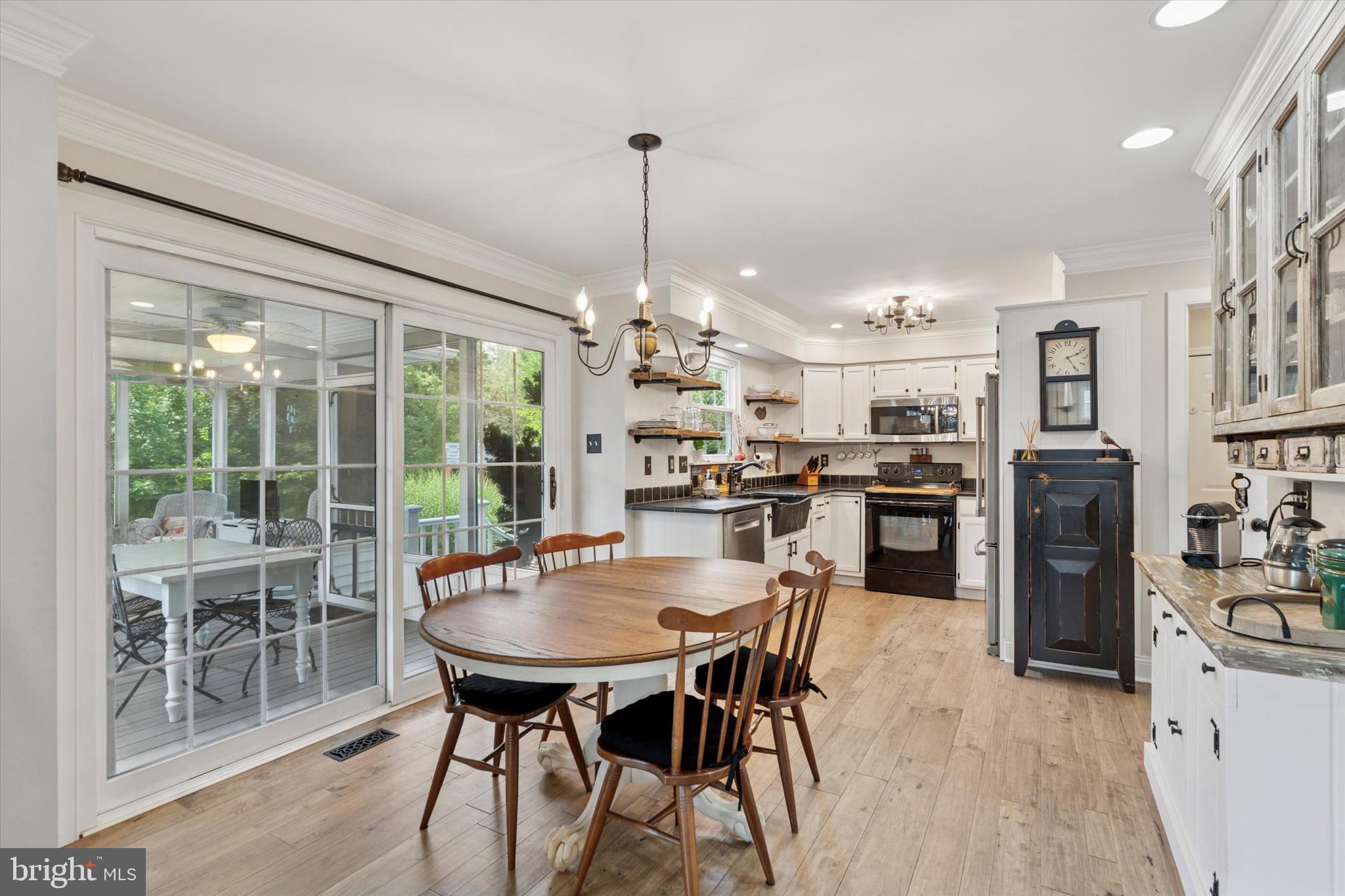 5251 Downs Run Pipersville, PA 18947 - Photo 11 of 49