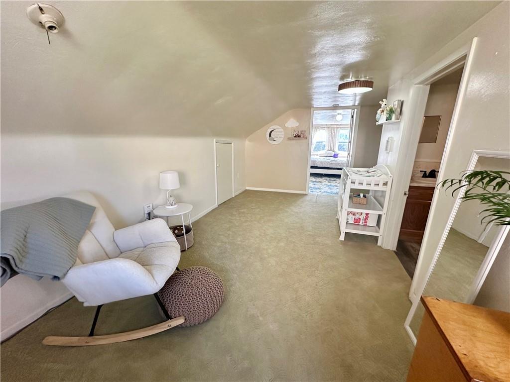 514 Southern Avenue Kittanning, PA 16201 - Photo 16 of 27 a living room with furniture