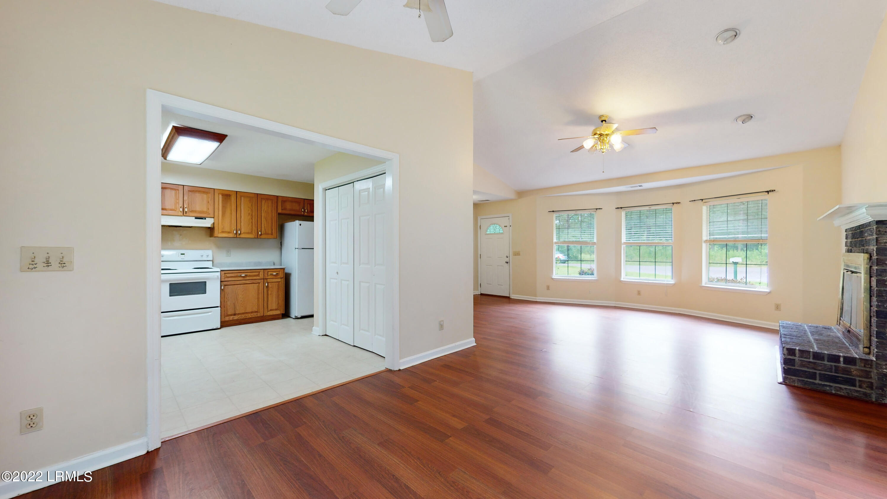 22 Burlington Land Road Beaufort, SC 29906 - Photo 13 of 25 22-Burlington-Land-Rd-6