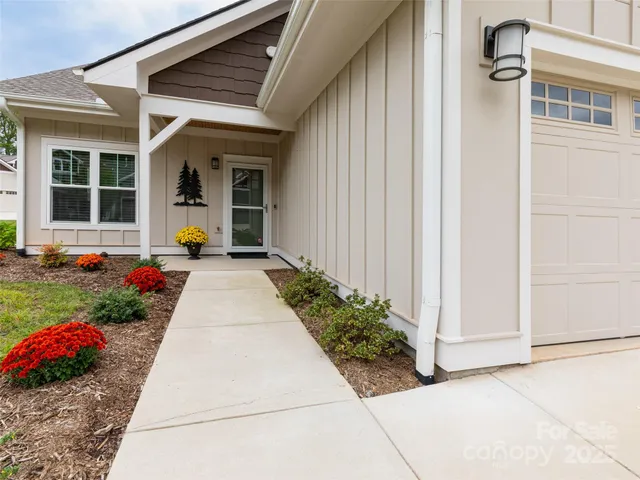 $530,000 | 32 Cozy Cottage Way, Arden, NC 28704