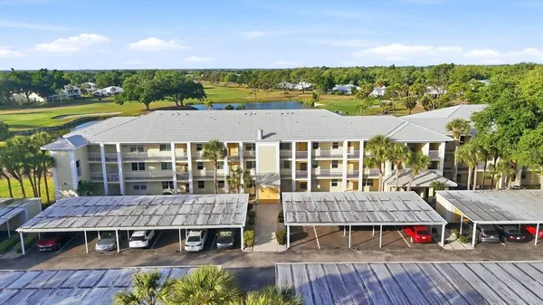 $270,000 | 433 Cerromar Lane, Unit 334, Venice, FL 34293