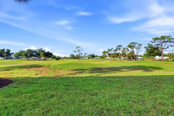 $270,000 | 433 Cerromar Lane, Unit 334, Venice, FL 34293