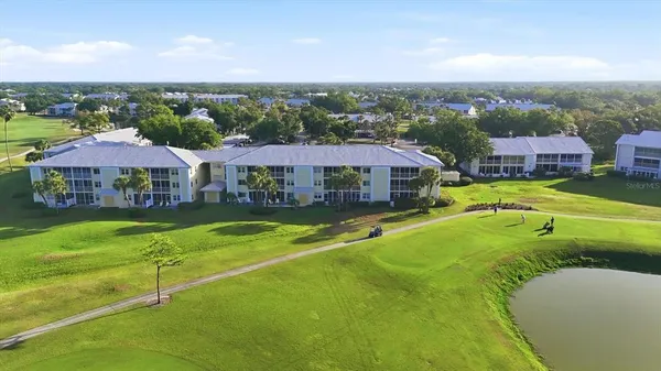 $270,000 | 433 Cerromar Lane, Unit 334, Venice, FL 34293