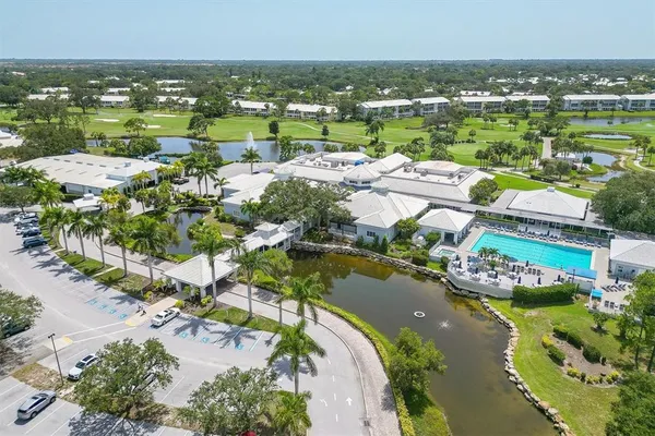 $270,000 | 433 Cerromar Lane, Unit 334, Venice, FL 34293