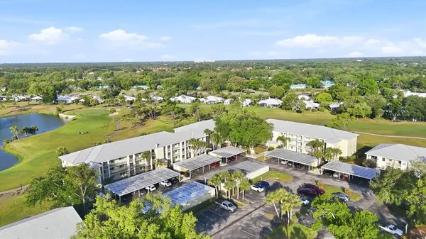 $270,000 | 433 Cerromar Lane, Unit 334, Venice, FL 34293