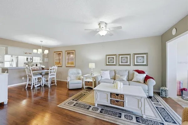 $270,000 | 433 Cerromar Lane, Unit 334, Venice, FL 34293