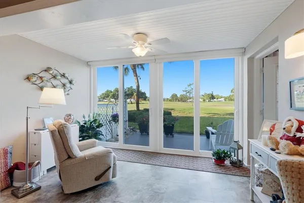 $270,000 | 433 Cerromar Lane, Unit 334, Venice, FL 34293