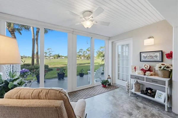 $270,000 | 433 Cerromar Lane, Unit 334, Venice, FL 34293