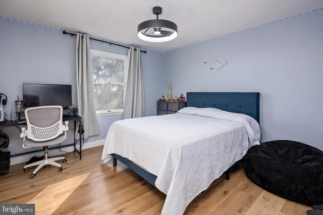 $650,000 | 13722 Barberry Way, Sykesville, MD 21784