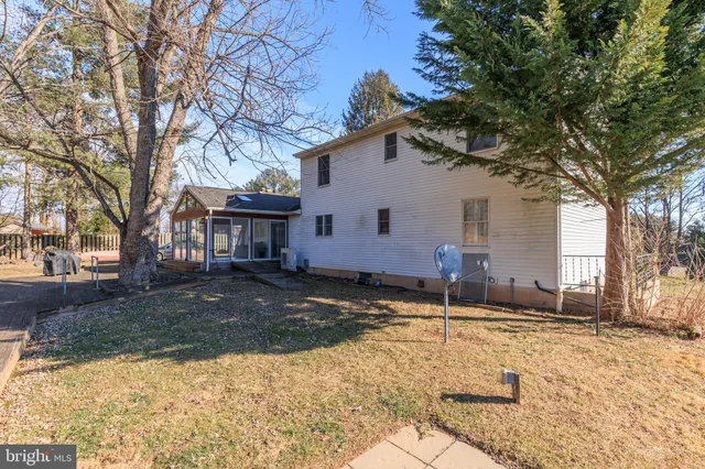 $650,000 | 13722 Barberry Way, Sykesville, MD 21784