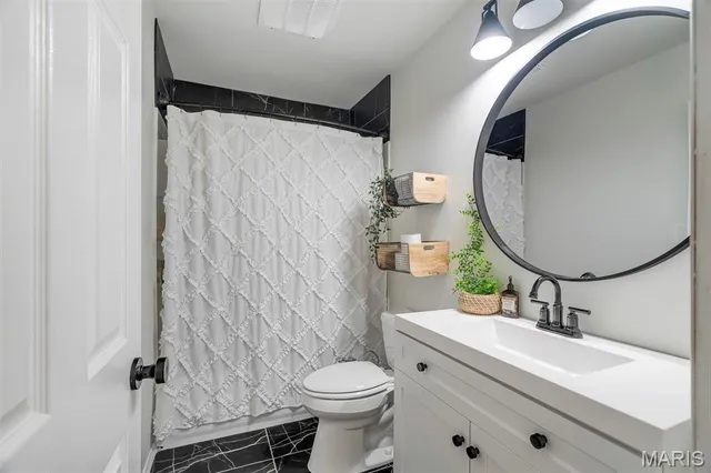 $169,900 | 9070 Villaridge Court, St. Louis, MO 63123