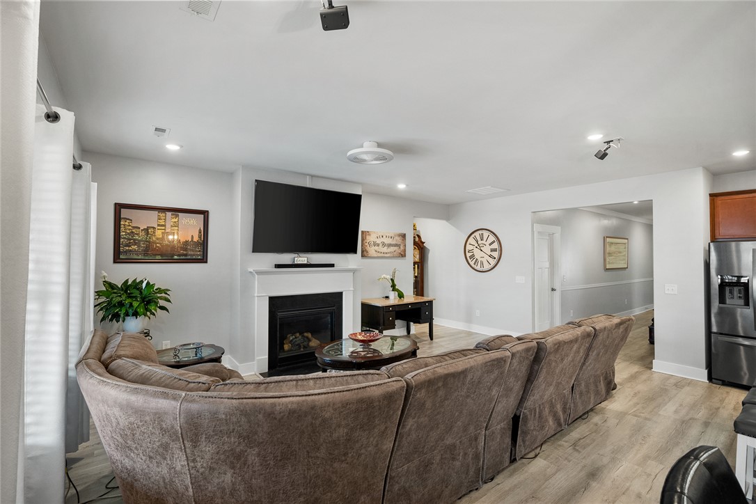 320 Fox Hollow Lane Pelzer, SC 29669 - Photo 11 of 50