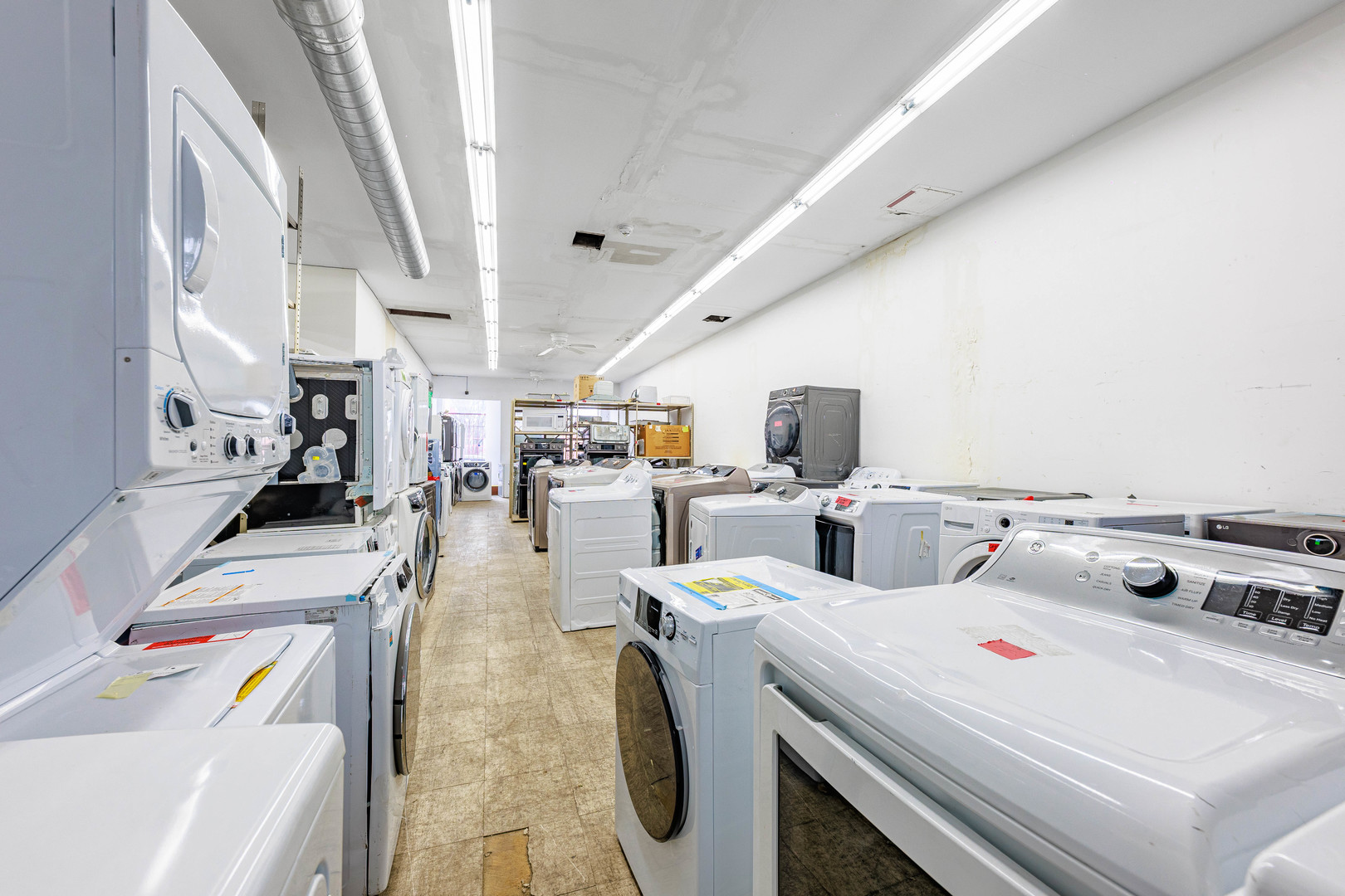 1513 West 87th Street Chicago, IL 60620 - Photo 9 of 28 a view of washer and dryer