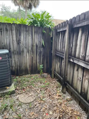 $1,975 | 845 Northwest 46th Avenue, Unit 845, Plantation, FL 33317