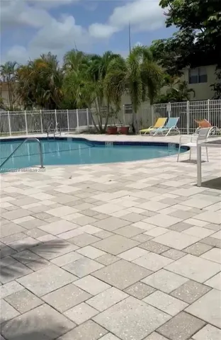 $1,975 | 845 Northwest 46th Avenue, Unit 845, Plantation, FL 33317