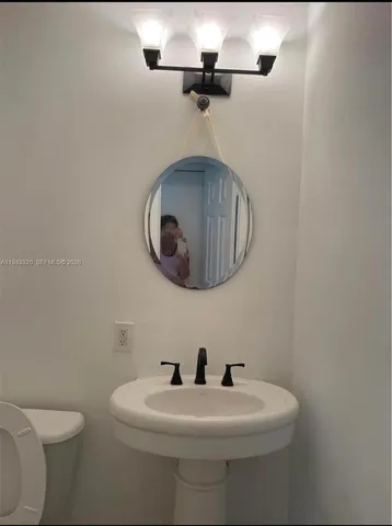 $1,975 | 845 Northwest 46th Avenue, Unit 845, Plantation, FL 33317