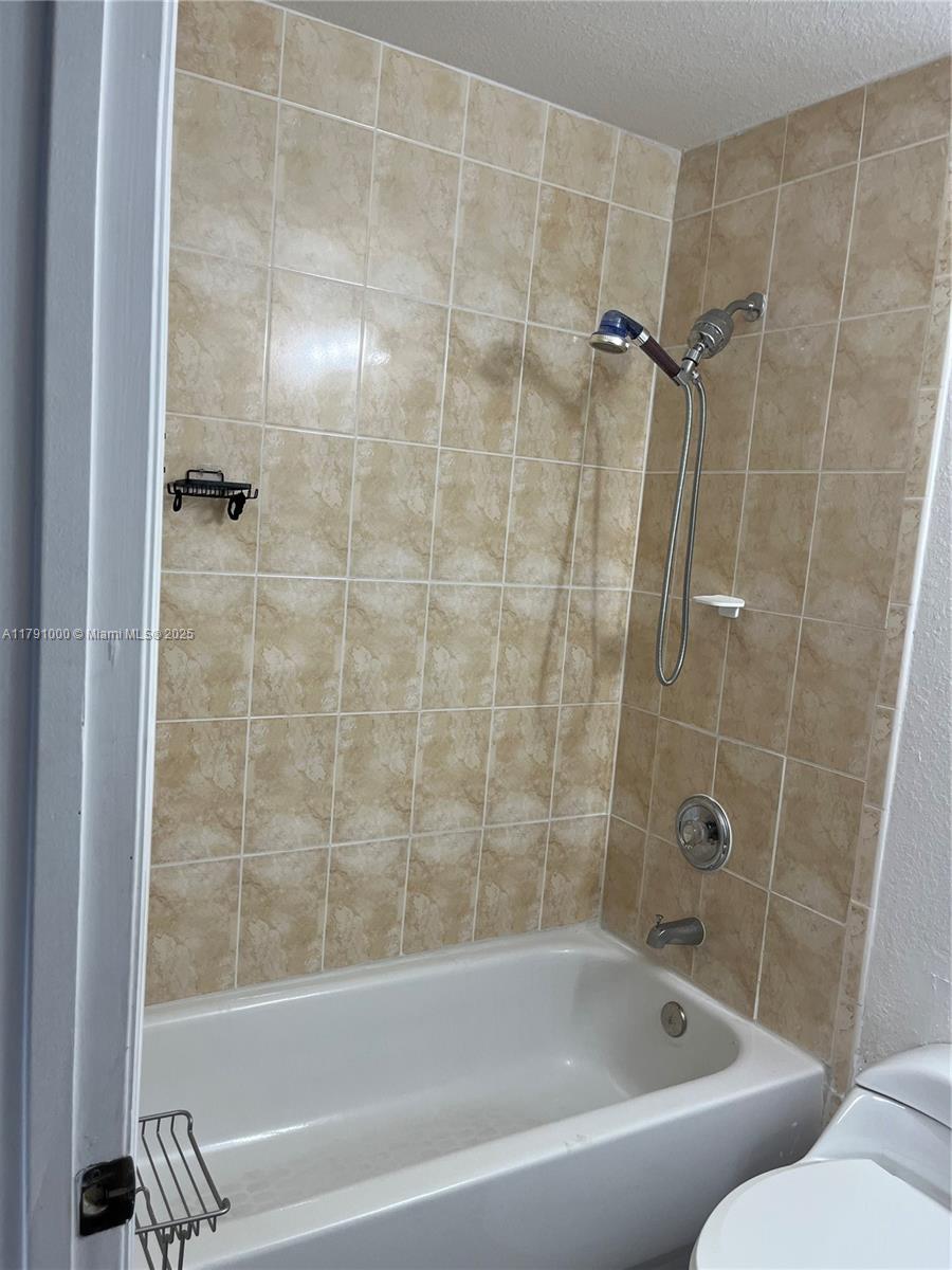 7985 Northwest 8th Street, Unit 110A Miami, FL 33126 - Photo 18 of 19