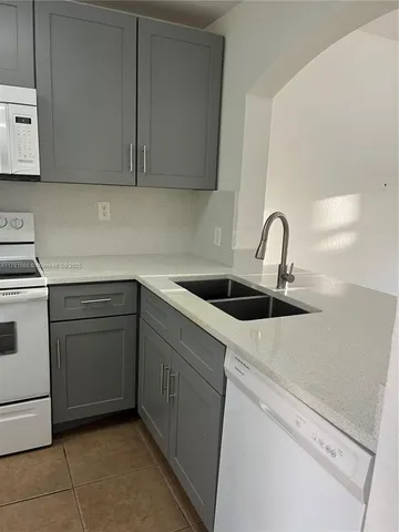 $324,000 | 7985 Northwest 8th Street, Unit 110A, Miami, FL 33126