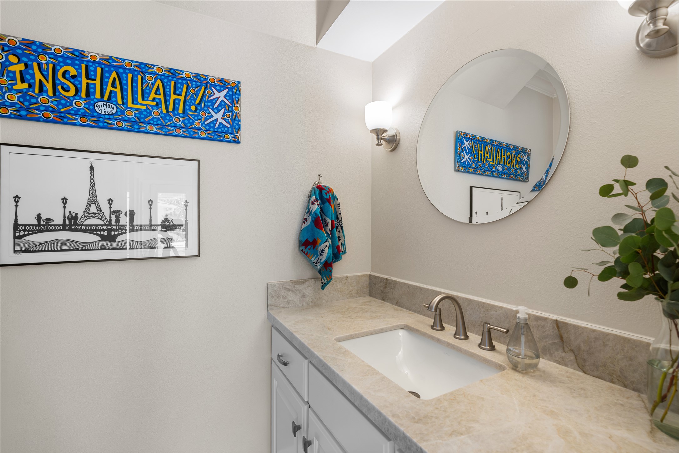 14219 Apple Tree Road Houston, TX 77079 - Photo 13 of 33 Downstairs -half bath.