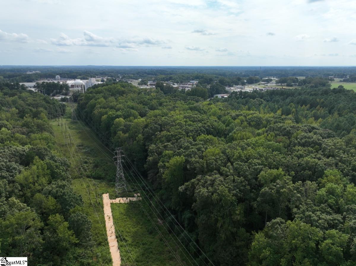 1520 Pearman Dairy Road Anderson, SC 29625 - Photo 14 of 30