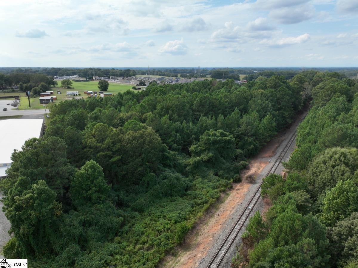 1520 Pearman Dairy Road Anderson, SC 29625 - Photo 27 of 30
