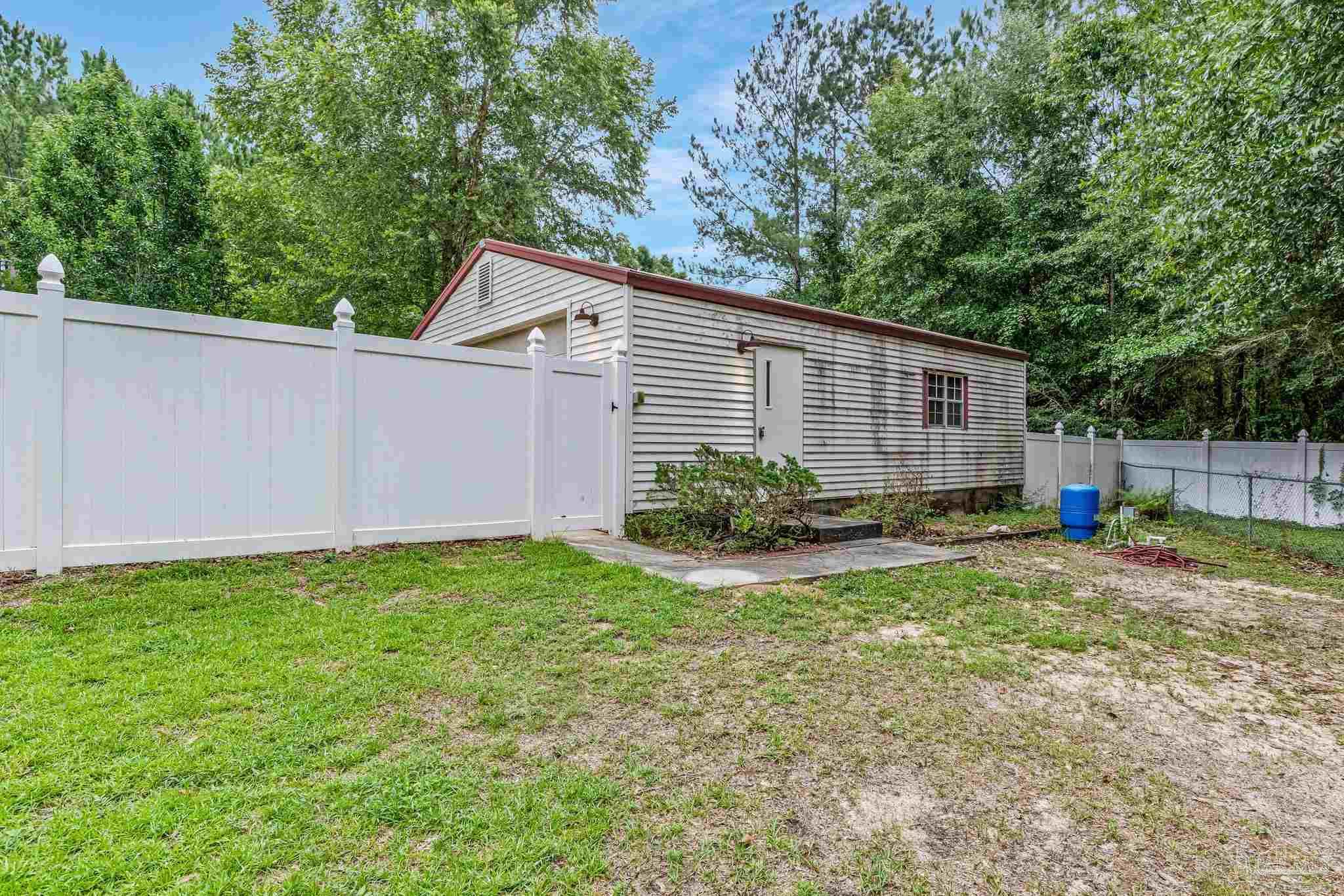 2685 Segrest Road Pace, FL 32571 - Photo 58 of 72
