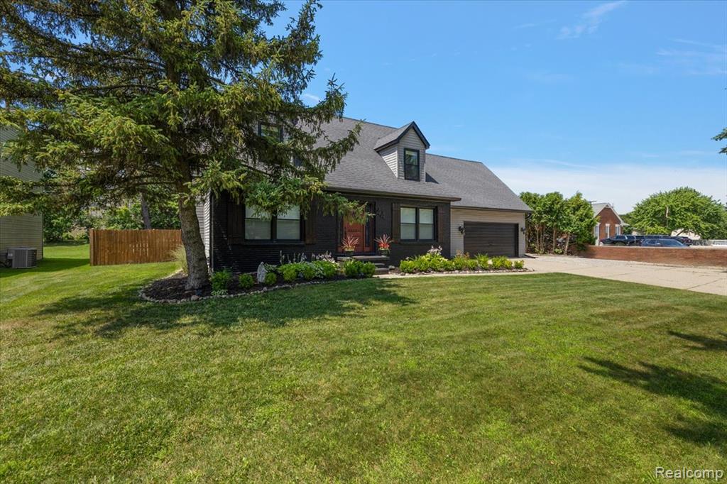 44 Old Perch Road Rochester Hills, MI 48309 - Photo 4 of 55