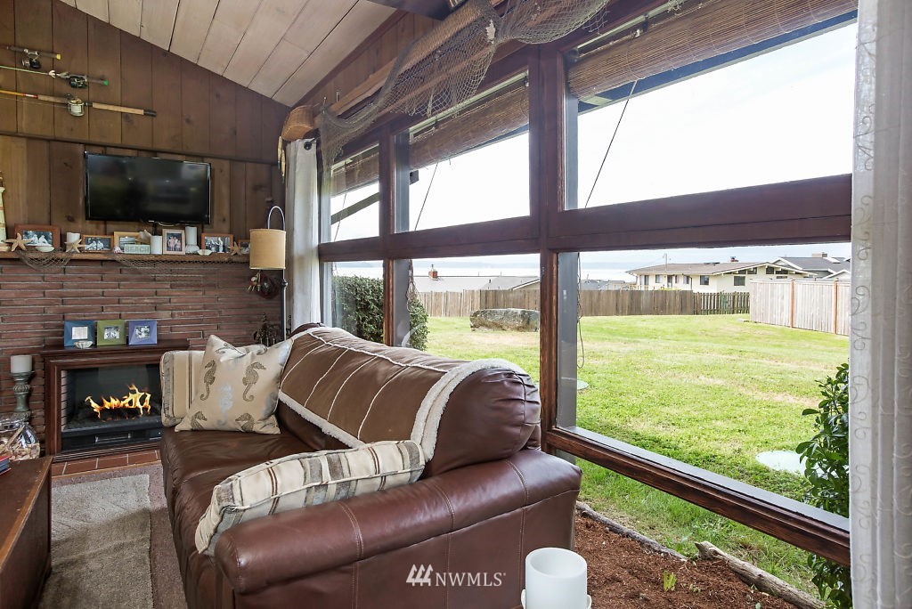 5542 Mutiny Sands Road Freeland, WA 98249 - Photo 12 of 25 Gallery Image 12