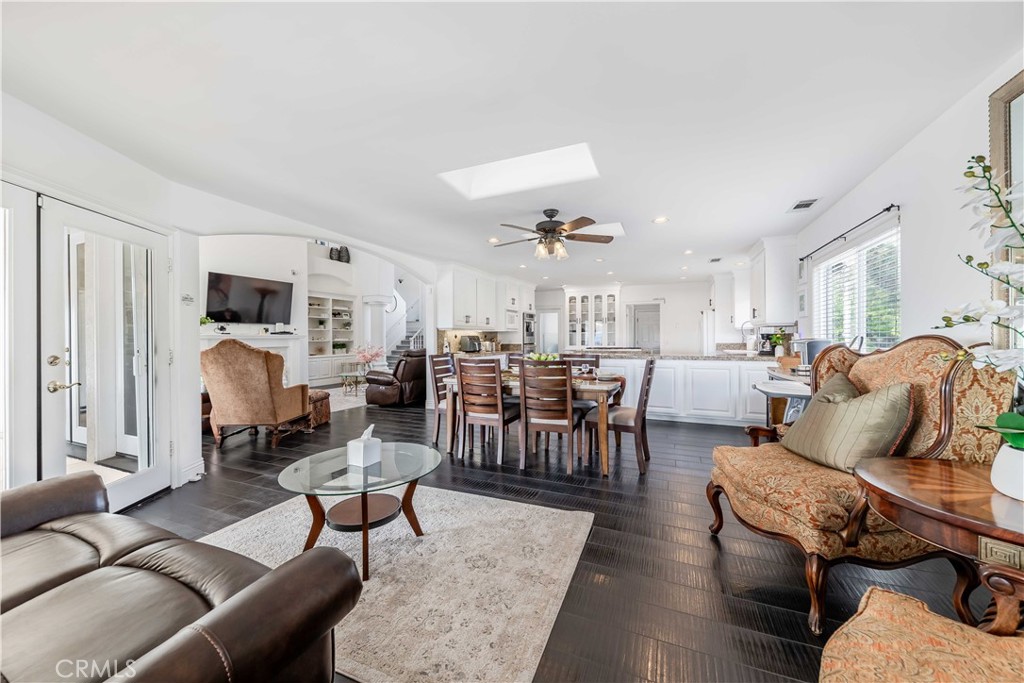 20491 Carancho Road Temecula, CA 92590 - Photo 18 of 64 a living room with furniture kitchen view and a window