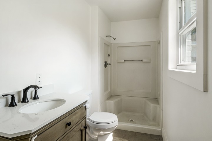 7640 Oak Grove Road Monroe, TN 38573 - Photo 14 of 31 a bathroom with a sink and a toilet