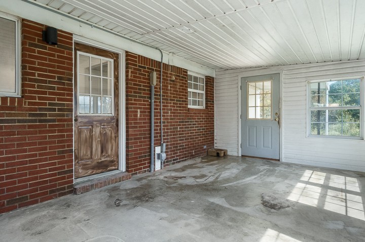 7640 Oak Grove Road Monroe, TN 38573 - Photo 21 of 31 a view of entryway with front door
