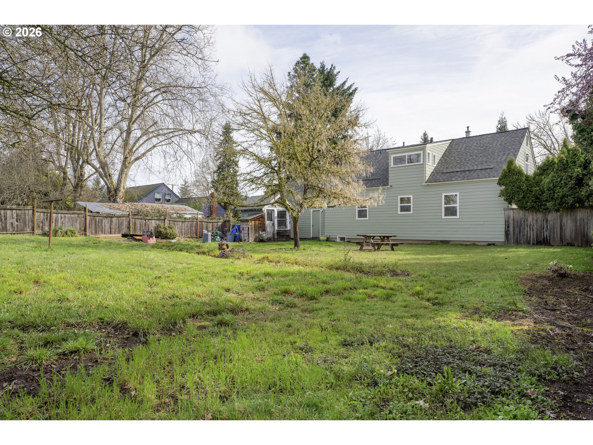 780 Cherry Avenue Eugene, OR 97404 - Photo 24 of 29 a view of a yard with a house