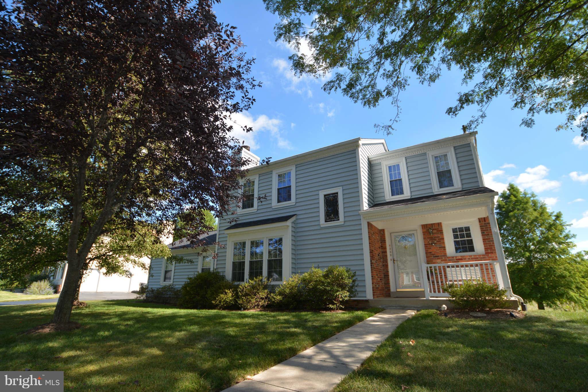 4339 Cub Run Road Chantilly, VA 20151 - Photo 1 of 21 Exterior (Front)