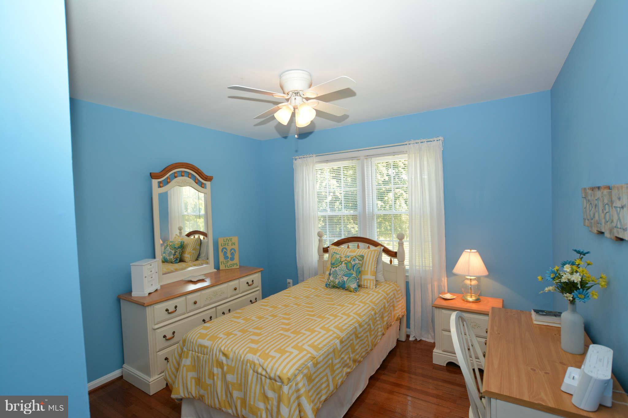 4339 Cub Run Road Chantilly, VA 20151 - Photo 10 of 21 Bedroom
