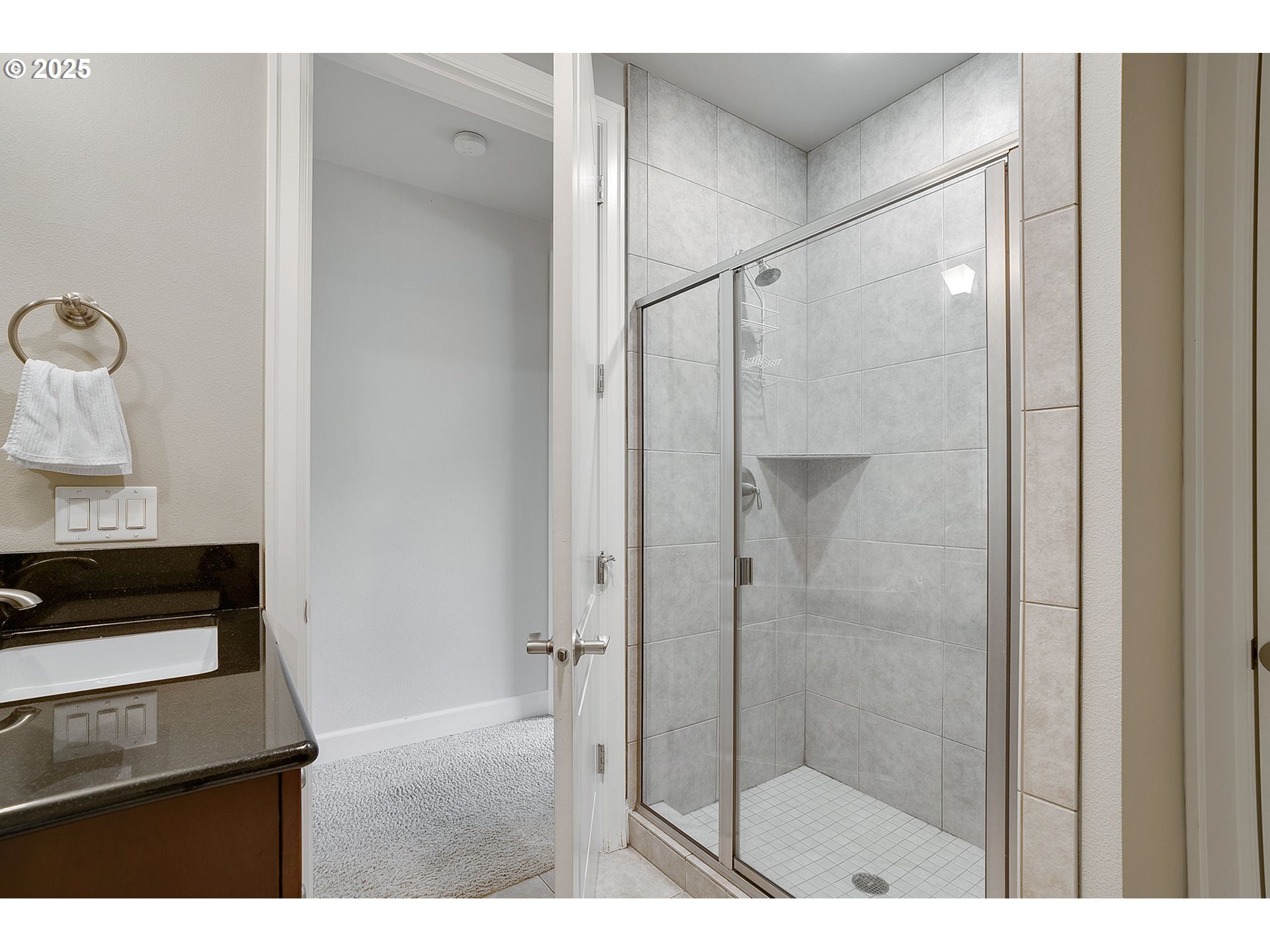 707 North Hayden Island Drive, Unit 226 Portland, OR 97217 - Photo 29 of 36