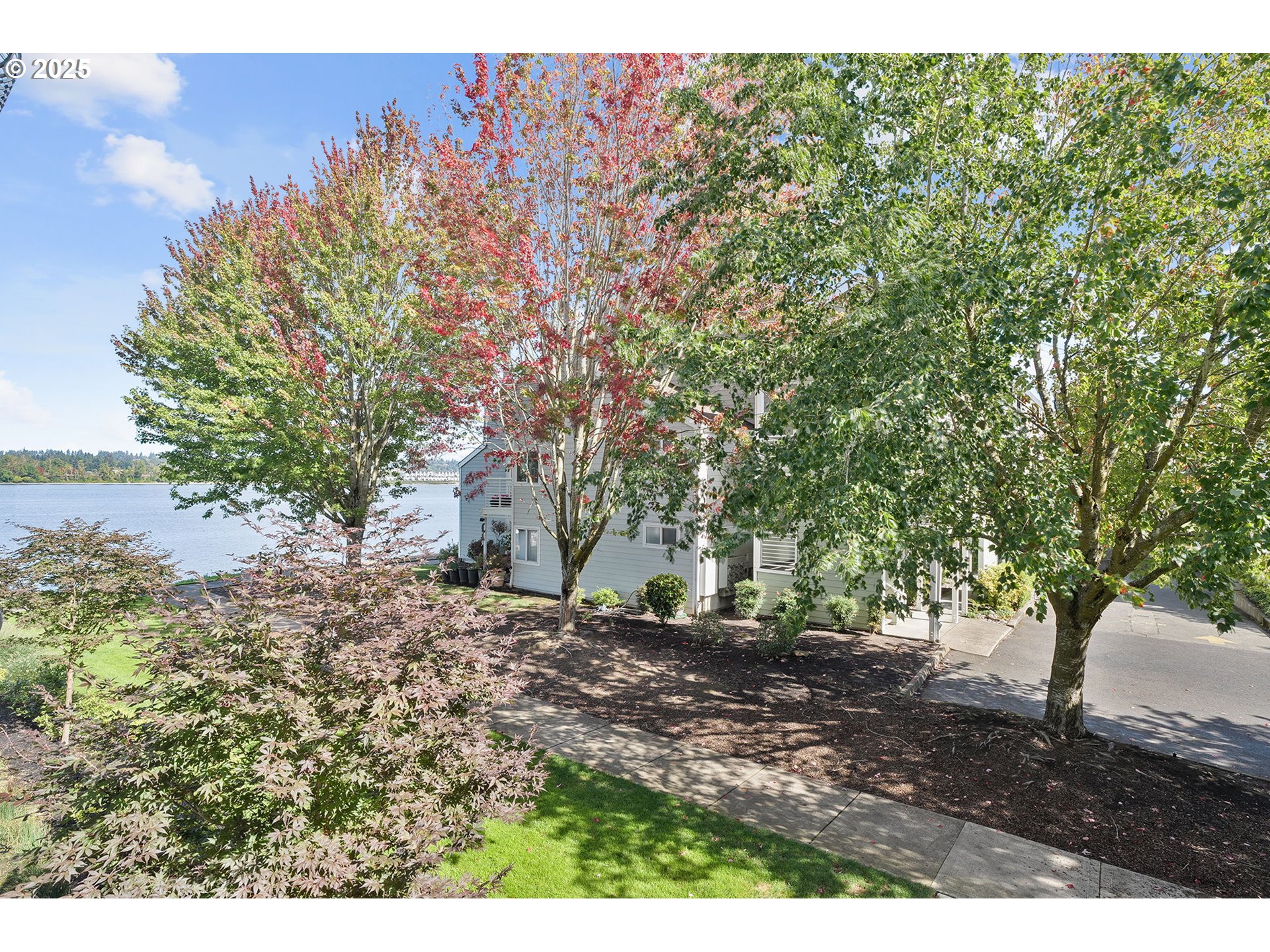 707 North Hayden Island Drive, Unit 226 Portland, OR 97217 - Photo 32 of 36