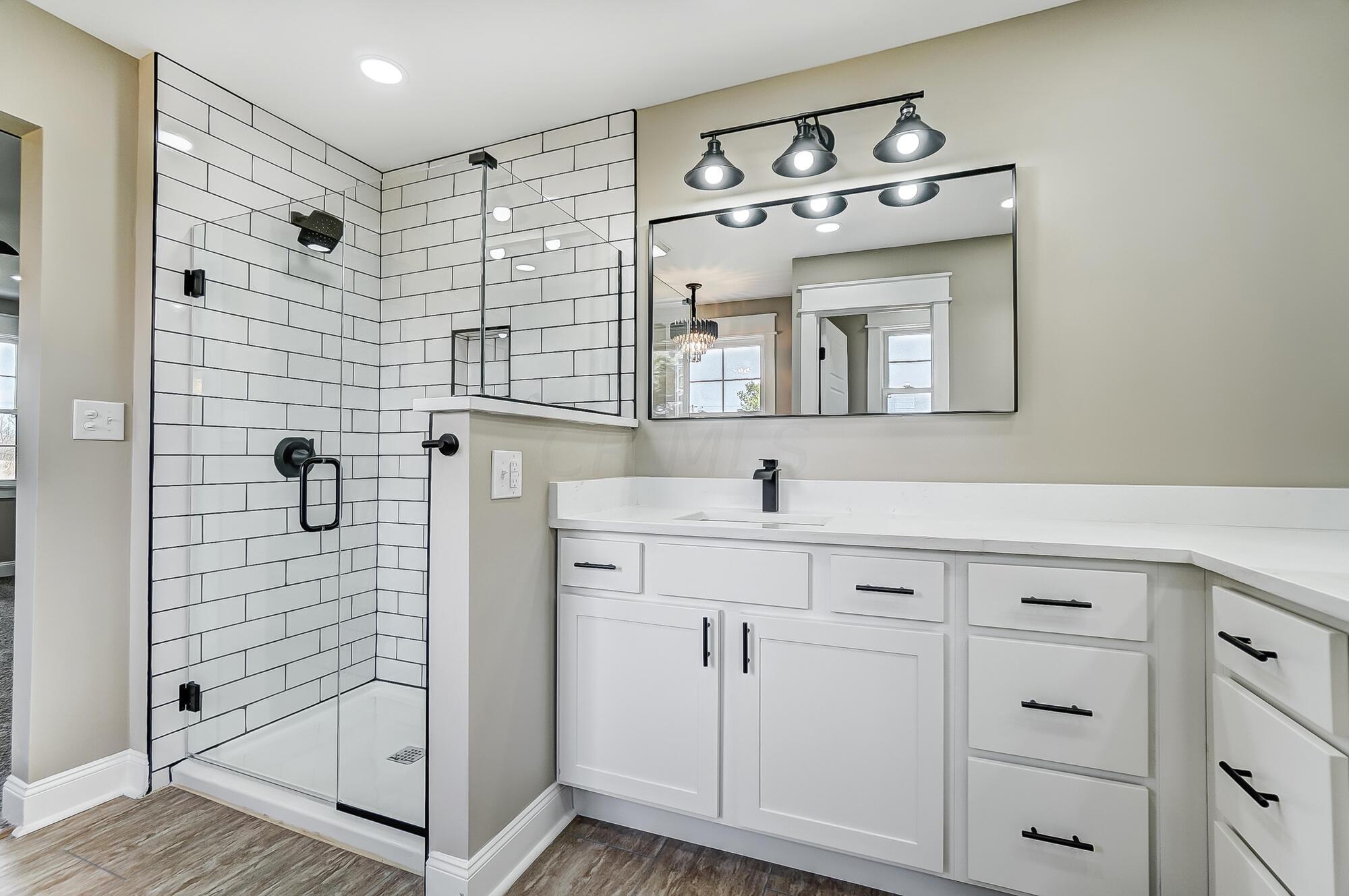 4453 Pleasantville Road Northwest Carroll, OH 43112 - Photo 34 of 87 Owner Suite-Private Bath - 4453 Pleasantville Road, Carroll, OH 43112