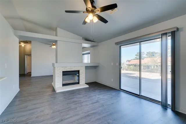 $2,095 | 1670 Rocking Horse Drive, Henderson, NV 89002