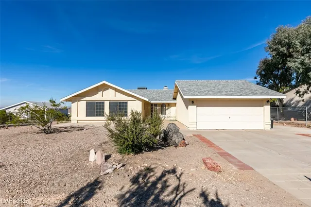$2,095 | 1670 Rocking Horse Drive, Henderson, NV 89002