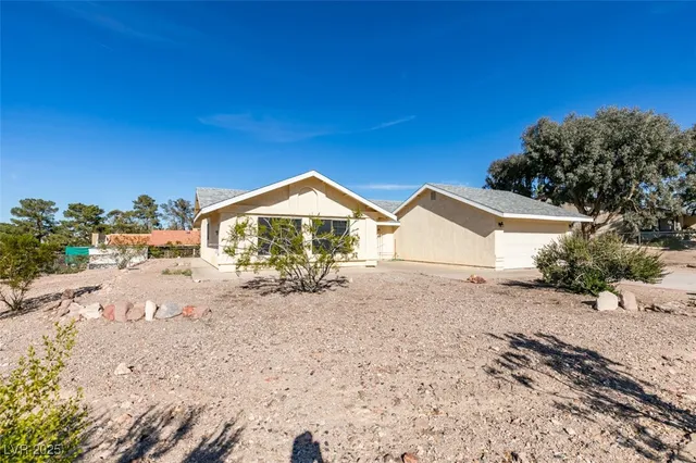 $2,095 | 1670 Rocking Horse Drive, Henderson, NV 89002