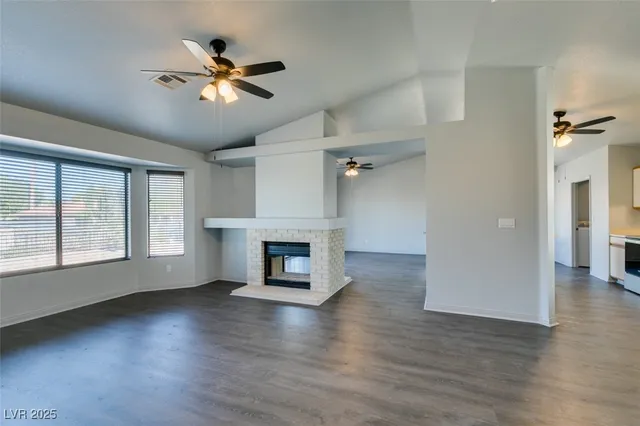 $2,095 | 1670 Rocking Horse Drive, Henderson, NV 89002