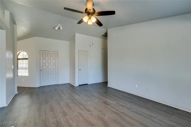 $2,095 | 1670 Rocking Horse Drive, Henderson, NV 89002