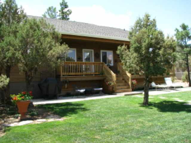 925 Wild Horse Road Show Low, AZ 85901 - Photo 1 of 5